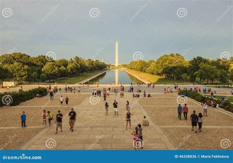 Sunset View To the National World War II Memorial in Washington DC Editorial Photo - Image of ...