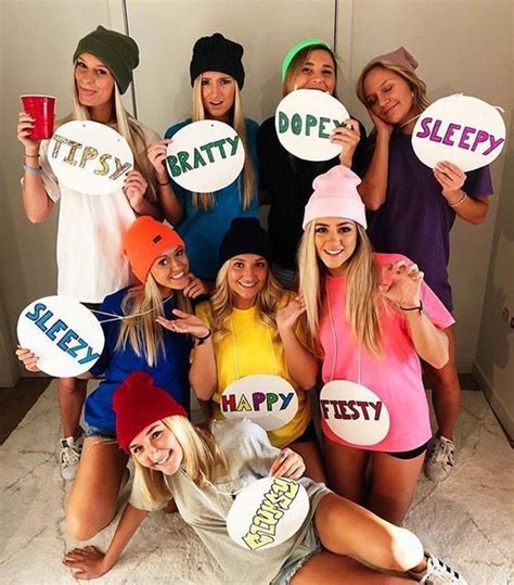 35 Popular College Halloween Costumes For Your Girl Squad | Fashionlookstyl… | Cool halloween ...