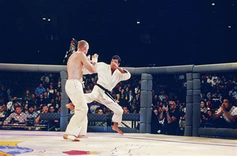 Gerard Gordeau Vs Royce Gracie UFC 1