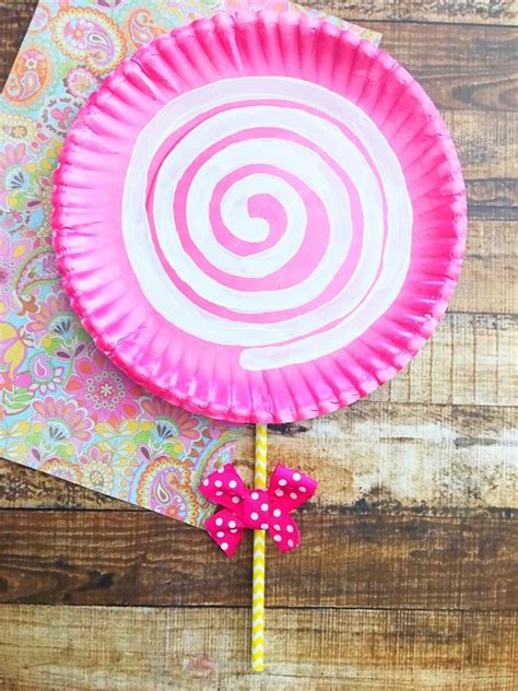 Say "I Love You, Mom" with a Charming DIY Pink Lollipop Craft! in Sep ...