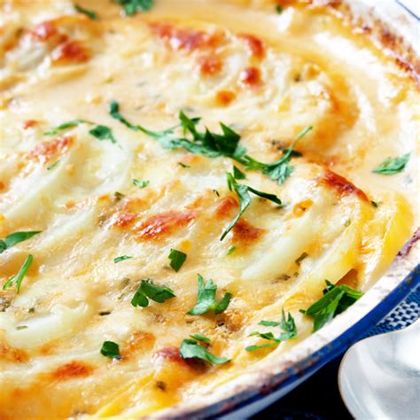 Swiss Cheese Scalloped Potatoes Recipe