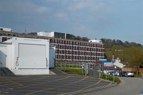 Devon hospital trusts to work more closely with merged leadership