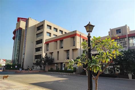 Sushant University Gurgaon Campus: Photos, Virtual Tour