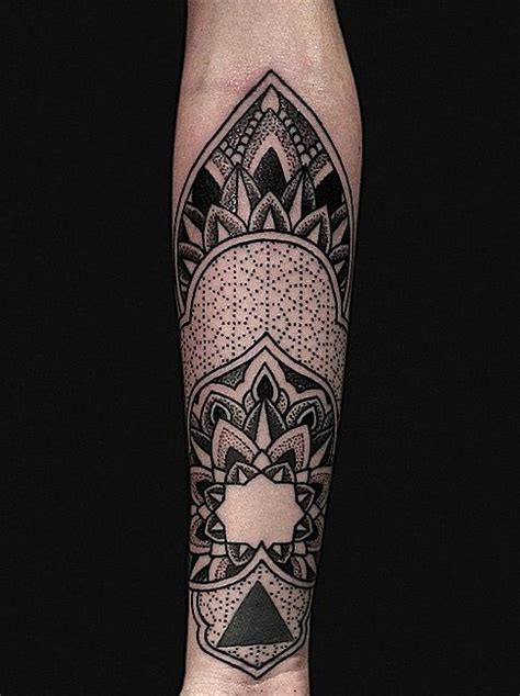 Symmetrical Tattoo Designs | Symmetrical tattoo, Tattoos, Geometric tattoo