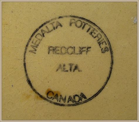 MEDALTA Pottery ( Canadian ) | Collectors Weekly