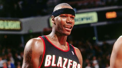 Former Portland Trail Blazers star Clifford Robinson dies at 53 - ABC7 New York