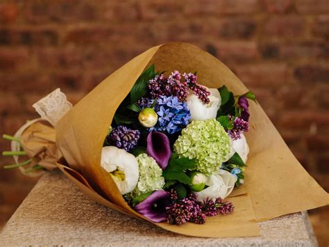 Flower Delivery in NYC: 17 Best Online Flower Delivery Stores