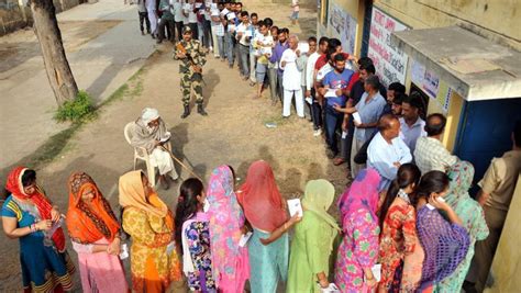 Lok Sabha election 2019: First timers to 100-year-old in Jammu vote for ...