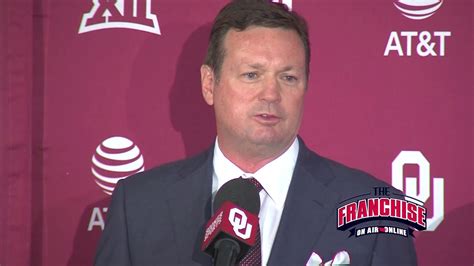 Bob Stoops Announces Retirement - YouTube