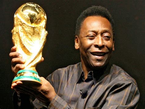 Pelé : Biography - Mind Philosopher