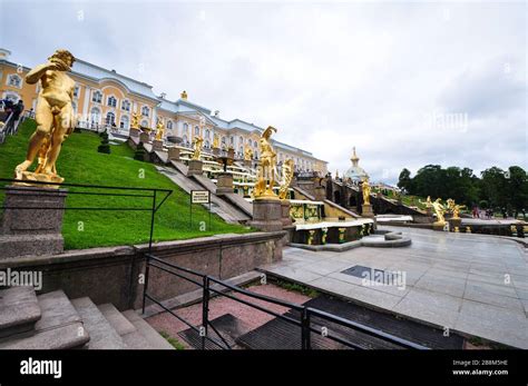 The Peterhof Palace Stock Photo - Alamy