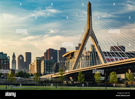 Leonard P. Zakim/Bunker Hill Memorial Bridge (Zakim Bridge) and skyline ...