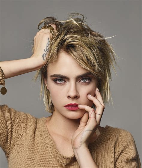 Cara Delevingne Wears Lipstick When she Wants to Feel Strong