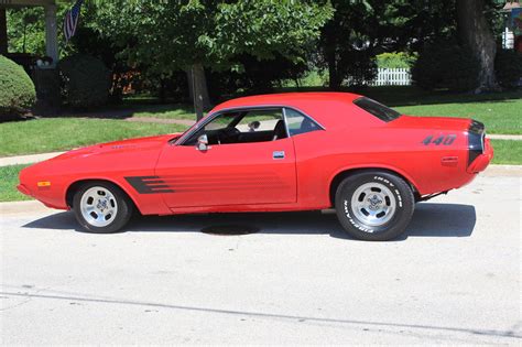 1973 Dodge Challenger 440 4 BBl 375 HP - Muscle Car