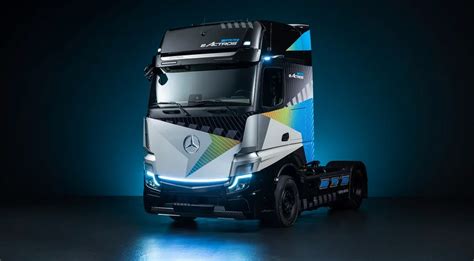 Mercedes-Benz eActros LongHaul - electric truck with 500 km range - ArenaEV