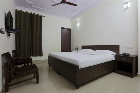 Hotel Delhi Airport in New Delhi and NCR - Room Deals, Photos & Reviews