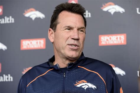 Gary Kubiak gets Lifetime Achievement Award