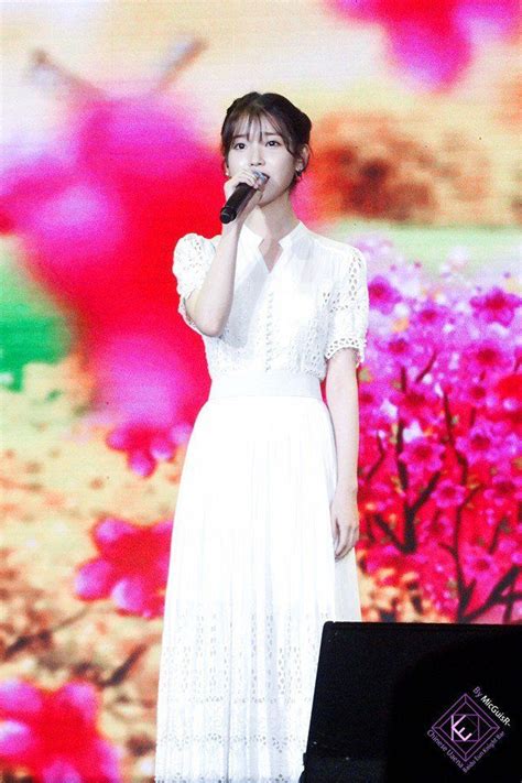 10+ IU's Most Famous Outfits That Prove She's A True Fashionista - Koreaboo