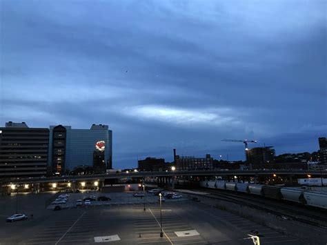 Lighting of the Western Auto sign | Kansas City, July 2018 | Flickr