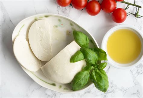 How to Make Fresh Mozzarella in 30 Minutes (Yes, 30 Minutes!) | Recipe ...