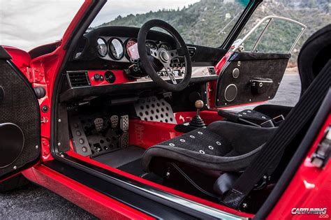 Restomod Porsche 911, interior