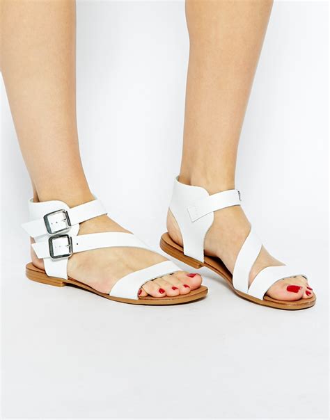 ALDO White Leather Asymmetric Flat Sandals - Lyst