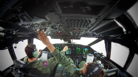 Cockpit view C-27J Spartan - YouTube