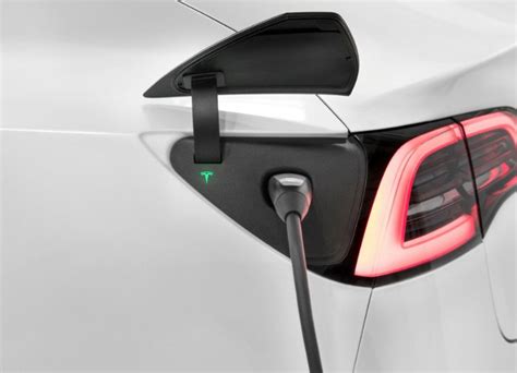 Tesla Bags Big Wins in Ongoing Charging Expansion - News