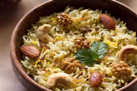 kashmiri pulao wazwan | Kashmiri recipes, Mouth watering, Royal recipe