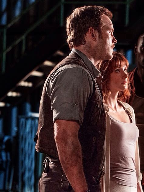 Owen and Claire - Jurassic World Photo (38749493) - Fanpop