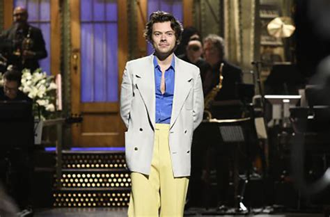 Saturday Night Live: Harry Styles November 16, 2019 | Exclaim!