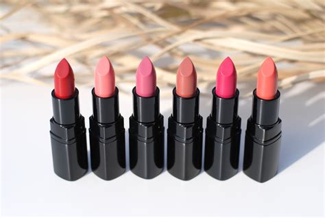 I AM A FASHIONEER: Inglot - Matte Lipsticks