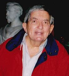 Jonathan Frid - Wikipedia