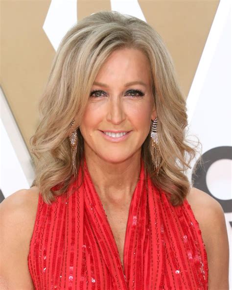 'Good Morning America' Host Lara Spencer Shares Sweet Photo with Her ...