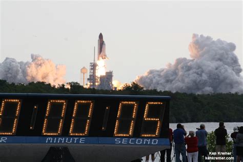 NASA Premiers New Countdown Clock for Orion’s First Launch - Universe Today