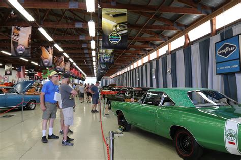 Record turnout for Carlisle Chrysler Nationals car show