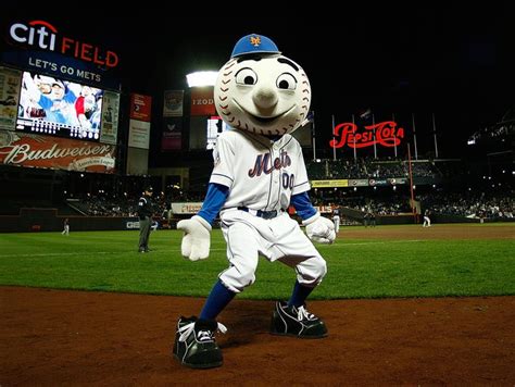 Mascot Rankings: Who is the top mascot in Major League Baseball?