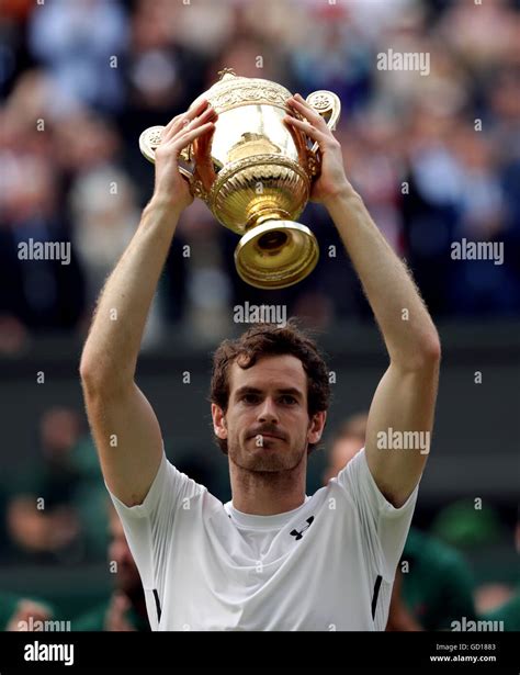 Andy murray wimbledon trophy hi-res stock photography and images - Alamy