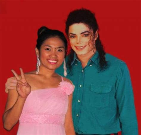 lovely couple - Michael Jackson Official Site