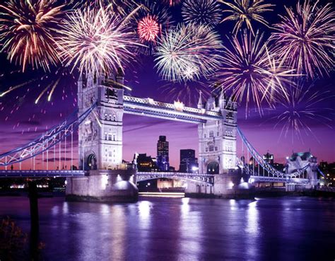 Fireworks Night 2017 CANCELLED? Safety fears over UK air pollution | UK ...