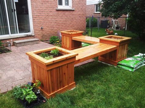 DIY Corner Planter Bench | Free Outdoor Plans - DIY Shed, Wooden Playhouse, Bbq, Woodworking ...