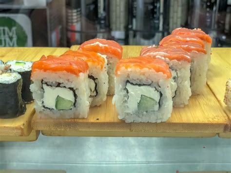 colorful Sushi Set nigiri and sushi rolls for two. Maki, scallop. (Flip 2019) - Creative Commons ...