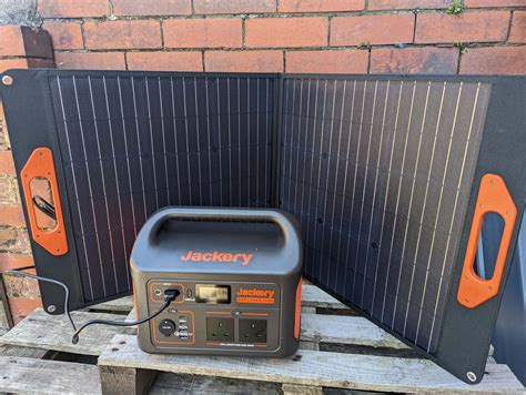 Oystade vs Jackery 100W Portable Solar Panel Review