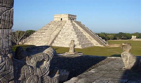 Kukulkan Pyramid Inside