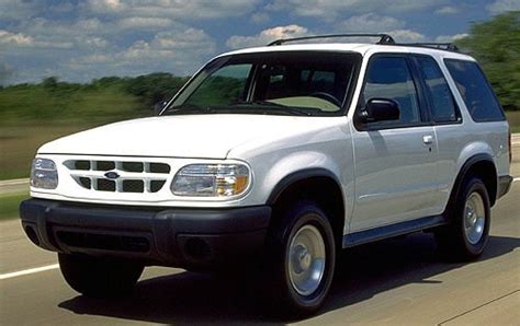 Used 2000 Ford Explorer SUV Pricing & Features | Edmunds