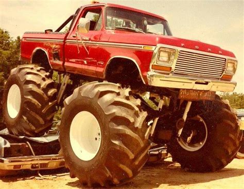 17 Best images about Old School Monster Trucks on Pinterest | Classic ...