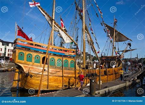 Medieval ship editorial photo. Image of french, flag - 21167726