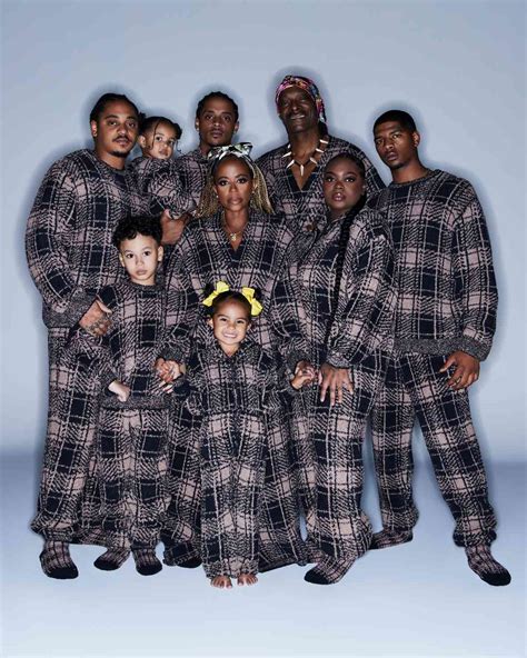 Snoop Dogg and His Family Star in Skims' 2022 Holiday Campaign