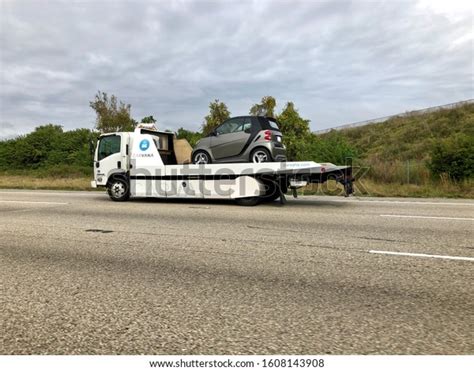 12222019 Orlando Fl Carvana Delivery Truck Stock Photo 1608143908 | Shutterstock