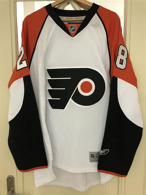 Just bought my first Flyers jersey! : r/Flyers